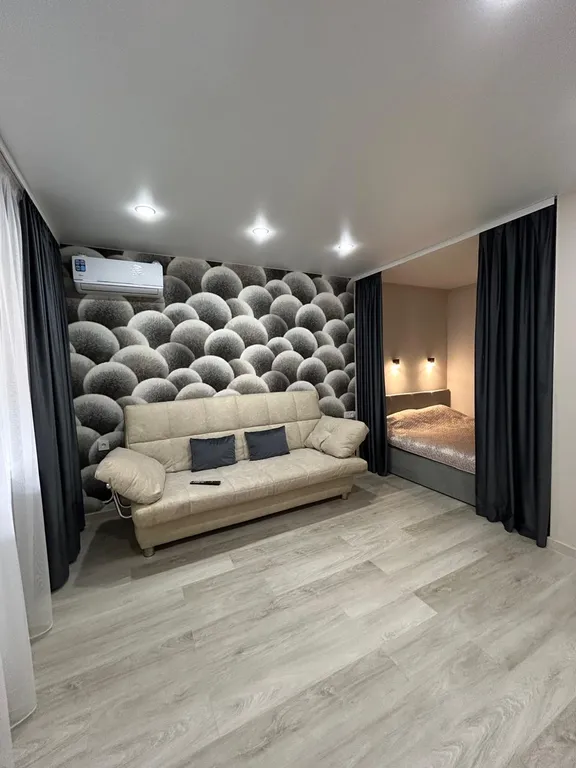 Новая однокомнатная квартира, всегда свободная парковка — аренда посуточно в Йошкар-Ола