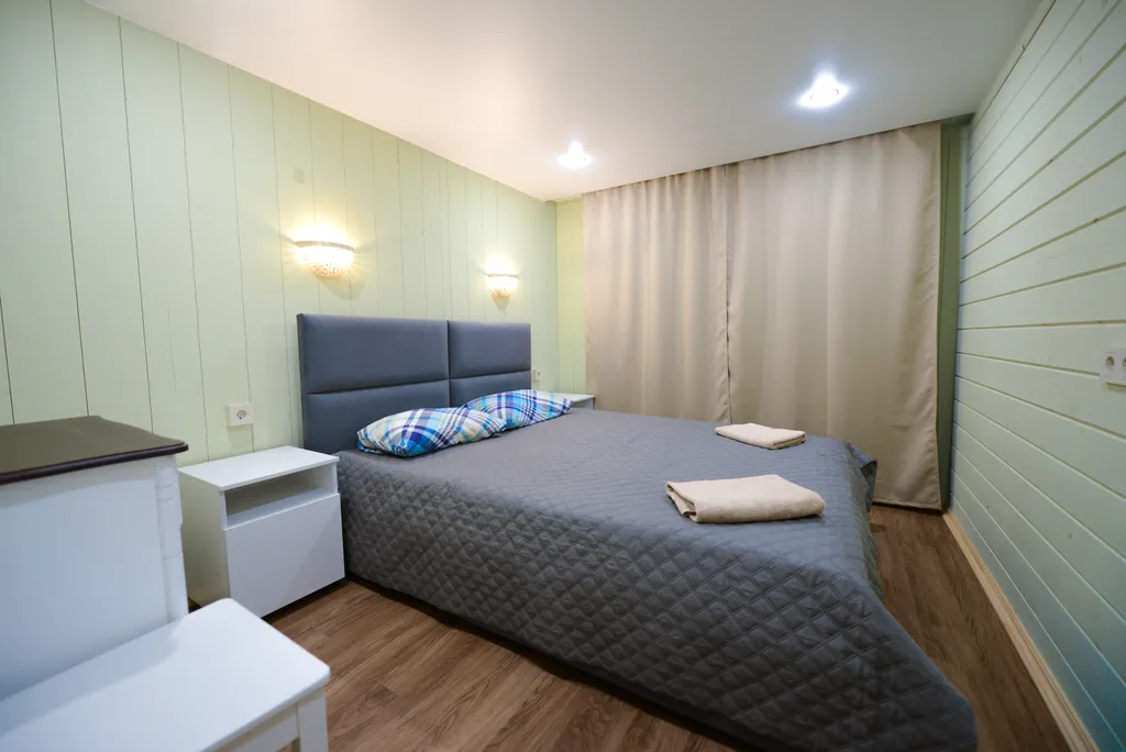 Большой коттедж на берегу из двух частей — аренда посуточно в Сортавала