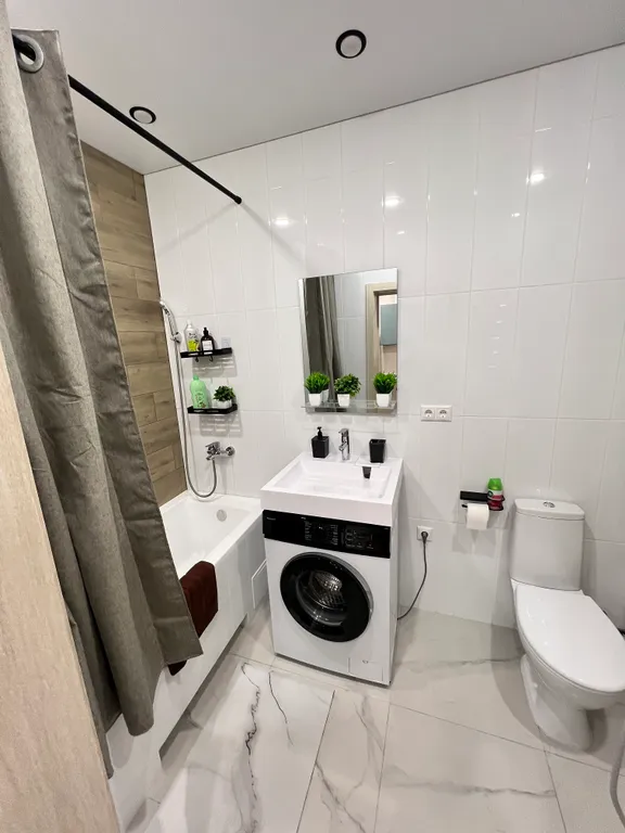 Квартира Стильная студия в Европейском — Тюмень