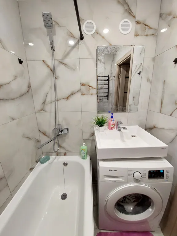 Просторная современная двушка в центре города