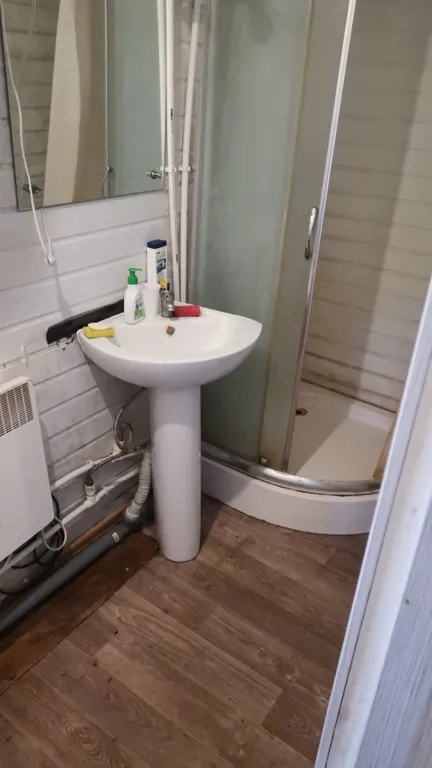 Уютный коттедж в лесу с баней