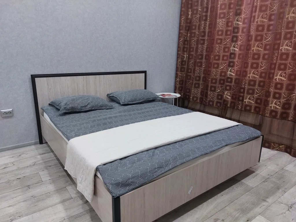 Уютная квартира-студия — аренда посуточно в Октябрьский