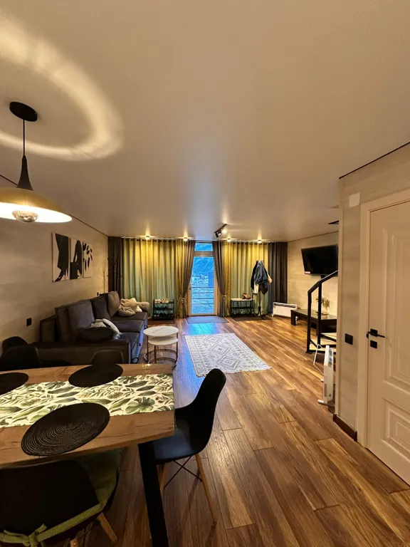 Новый домик с шикарным видом в Тегенекли