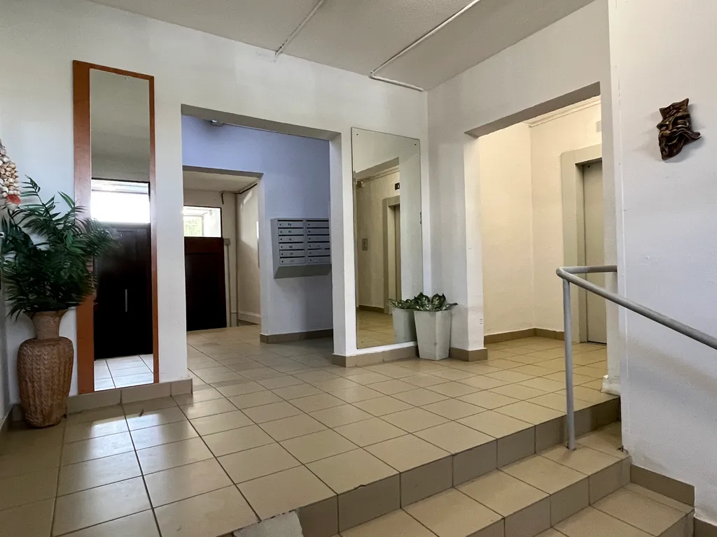 Квартира 3-комнатная квартира премиум-класса в центре у метро — Москва