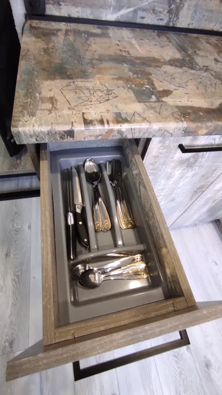 Современная светлая и уютная квартира