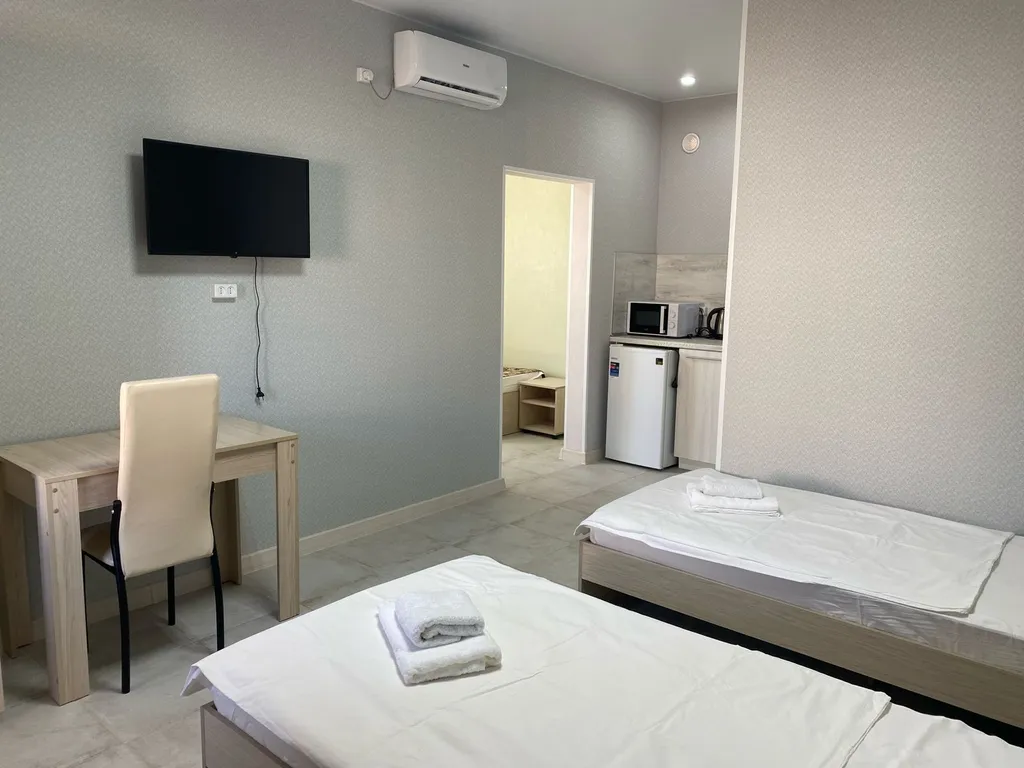 Квартира Семейный двухкомнатный номер стандарт — аренда посуточно в Миндальное