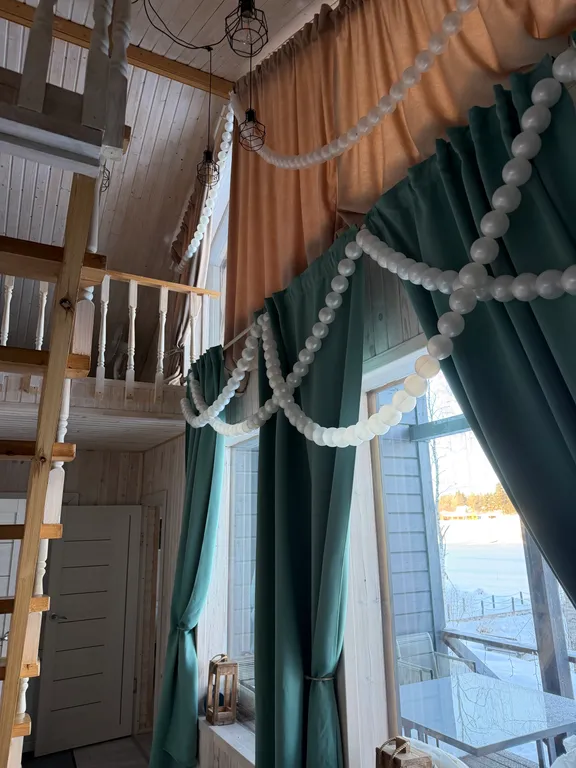 Дом с видом на озеро рядом с Ладожскими шхерами