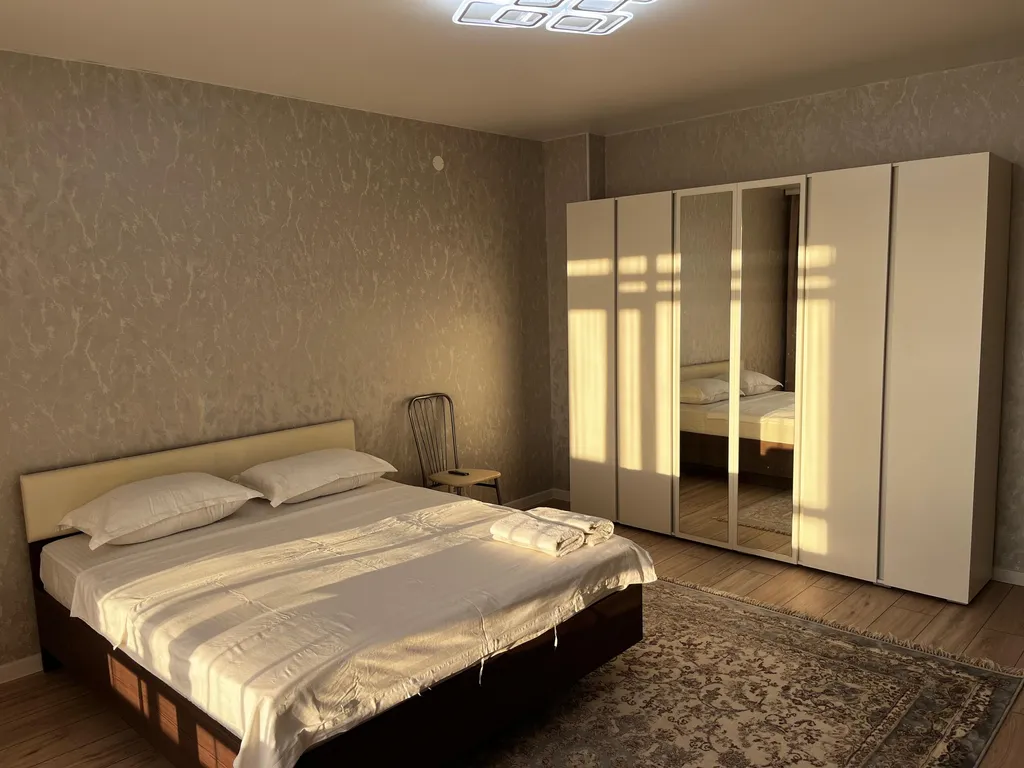 Новая квартира в новом ЖК Панорама с панорамным видом из окна на город