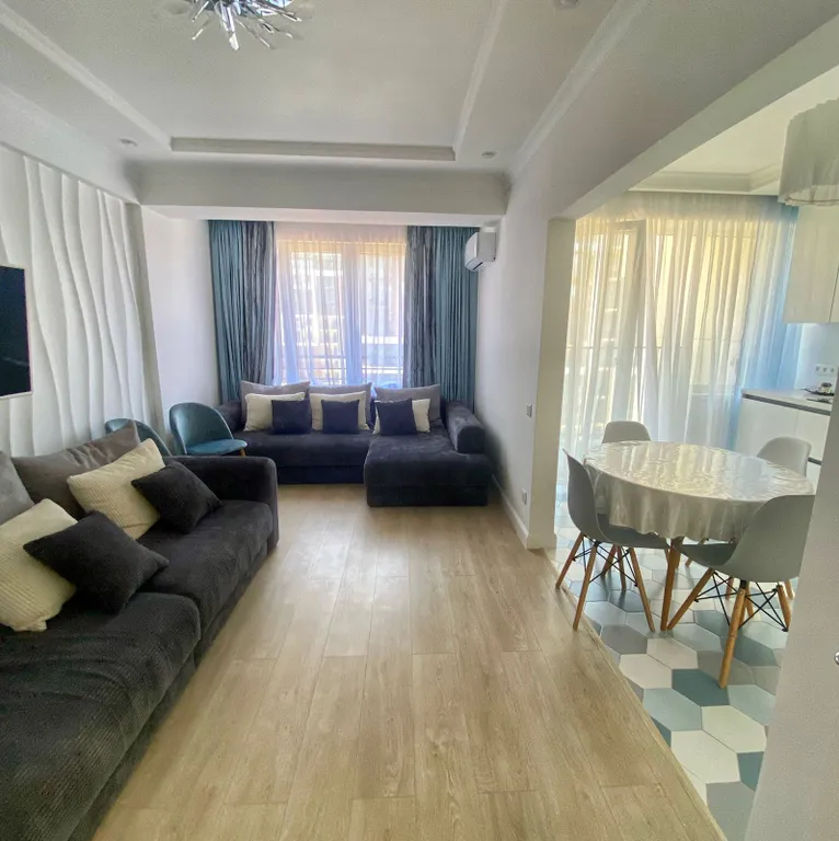 Двухкомнатная квартира в трех минутах от моря