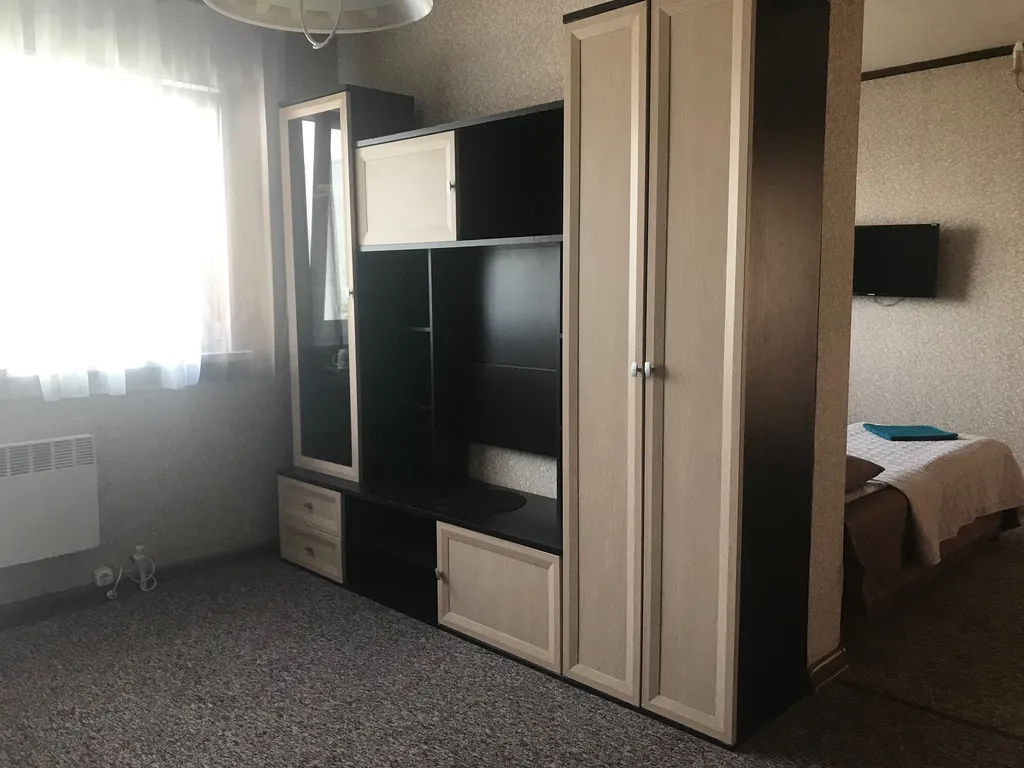 Двухкомнатный люкс с балконом с двумя раздельными кроватями и диваном