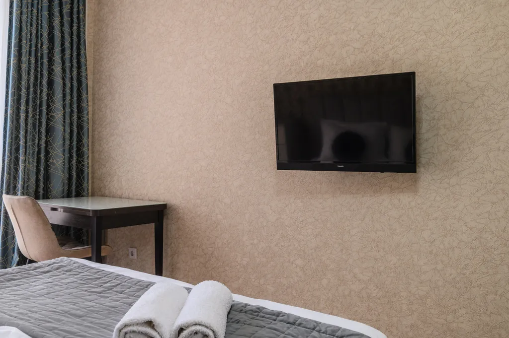 Трехкомнатная квартира с видом на горы в центре города