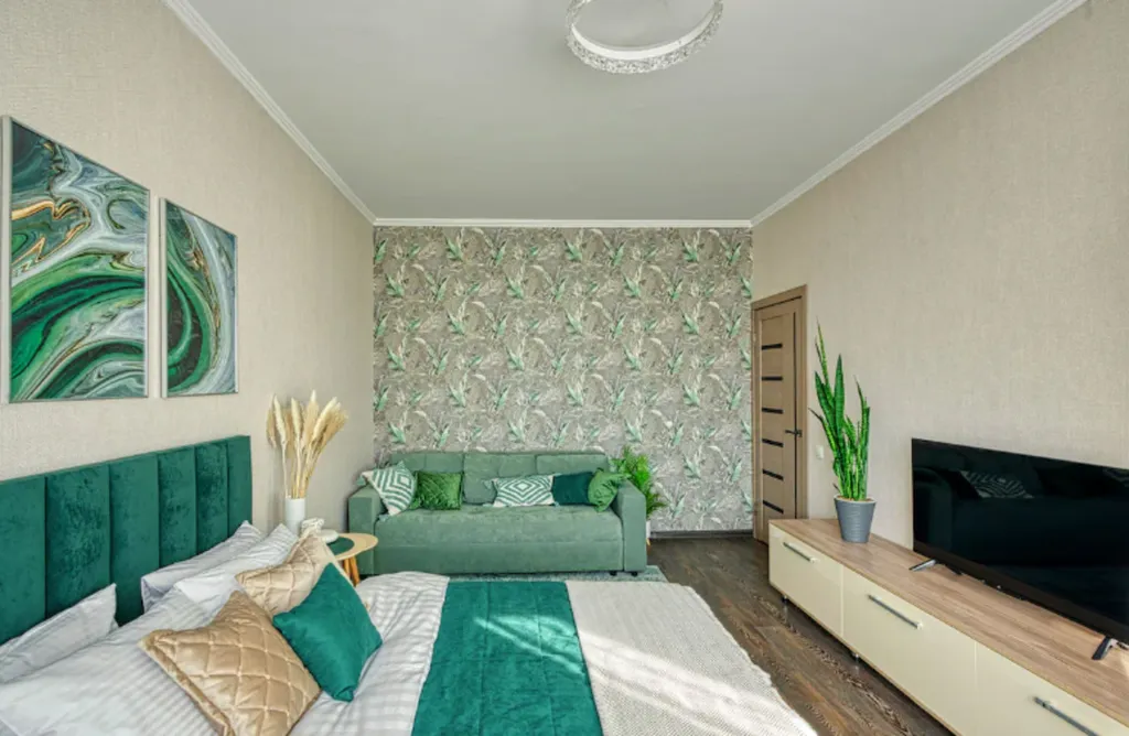 Квартира с изумрудными акцентами