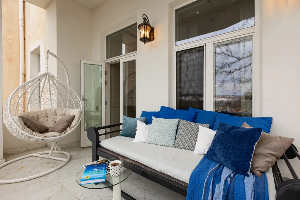 Апартаменты Аэрос с террасой и видом на море