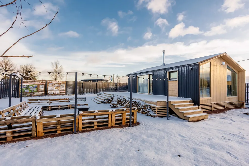 Семейный дом с костровой зоной и баней