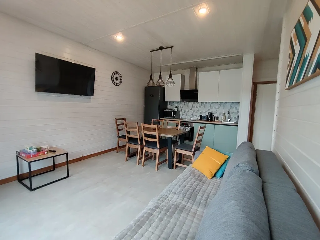 Гостевой дом с сауной на берегу озера