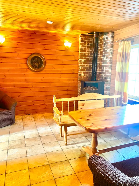 Коттедж Красивый дом с русской баней на дровах и теплым бассейном — Обухово