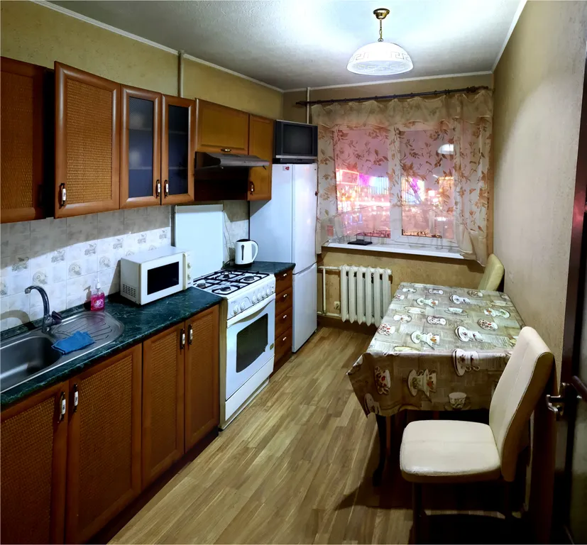 Квартира напротив аквапарка Н2О и Горизонта