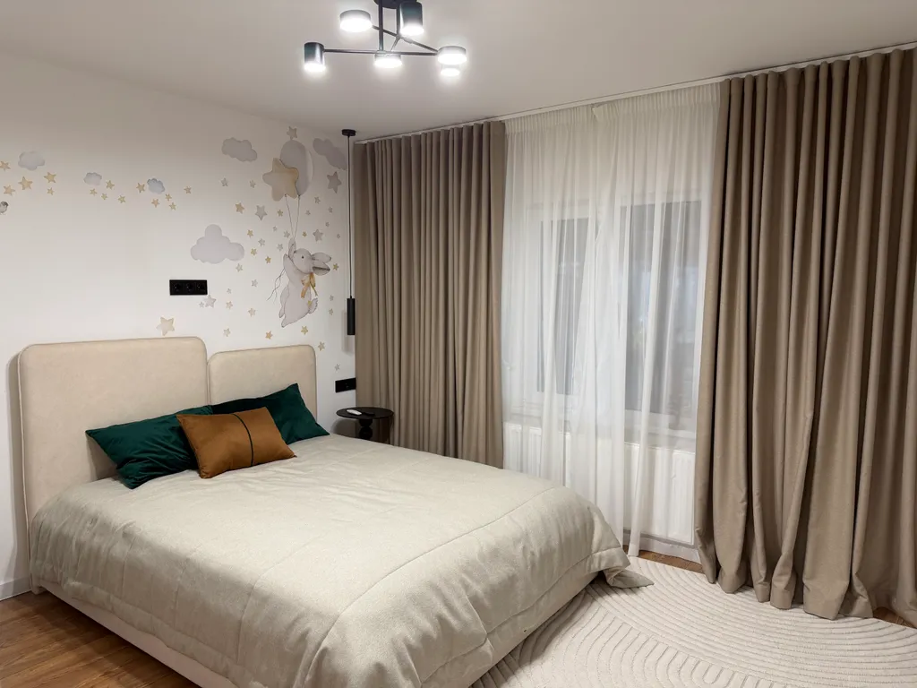 4-комнатный Дом