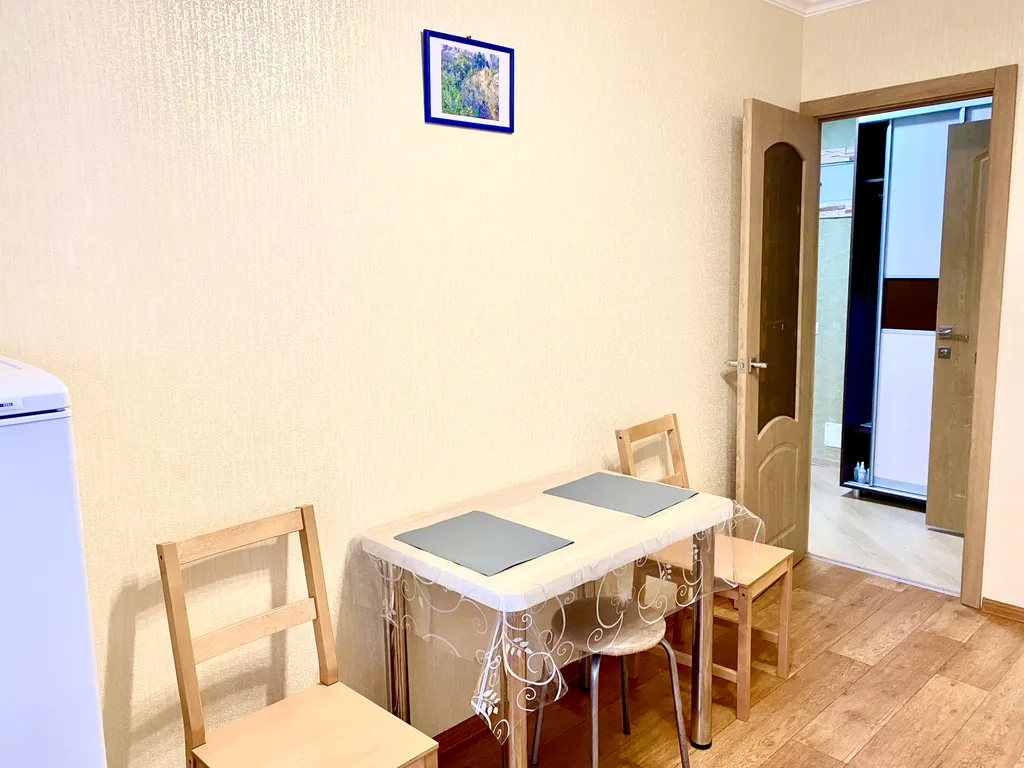 Квартира рядом С МНТК