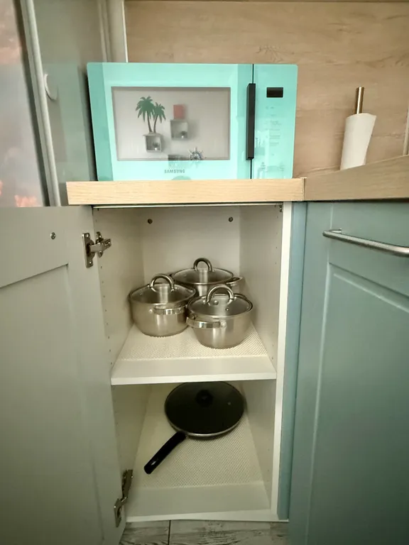 Квартира Квартира Уютная евродвушка с балконом рядом с морем в центре Адлера — Сириус