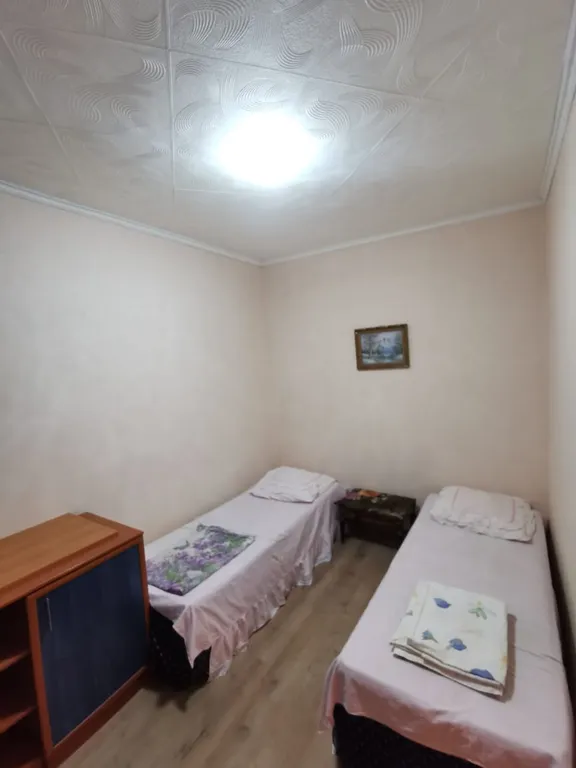 Коттедж Этаж в доме с тремя спальнями — Сочи