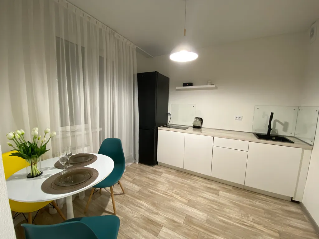 Уютная квартира с прекрасным видом на город — аренда посуточно в Миасс