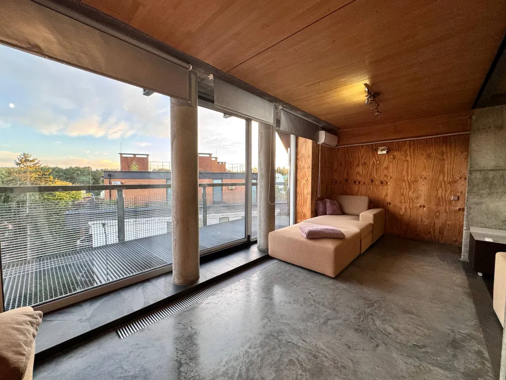 Эксклюзивная квартира в стиле лофт в элитном районе Светлогорска