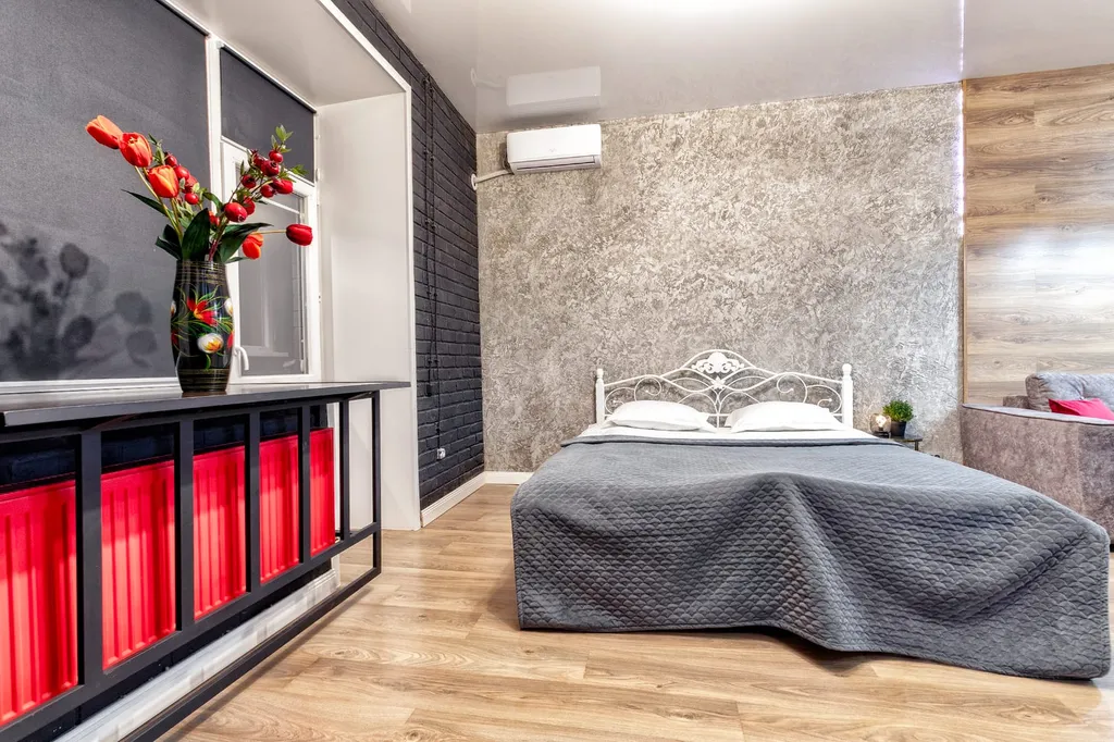 Благоустроенная студия с дизайнерским ремонтом