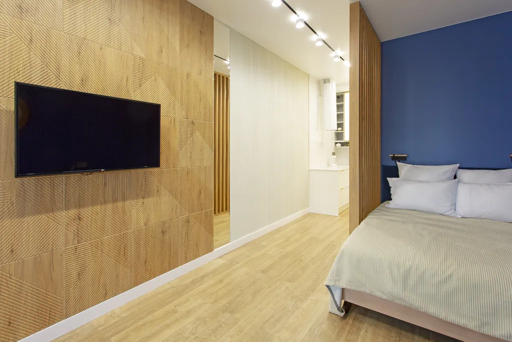 Уютная студия на берегу реки со своей террасой и живописным видом