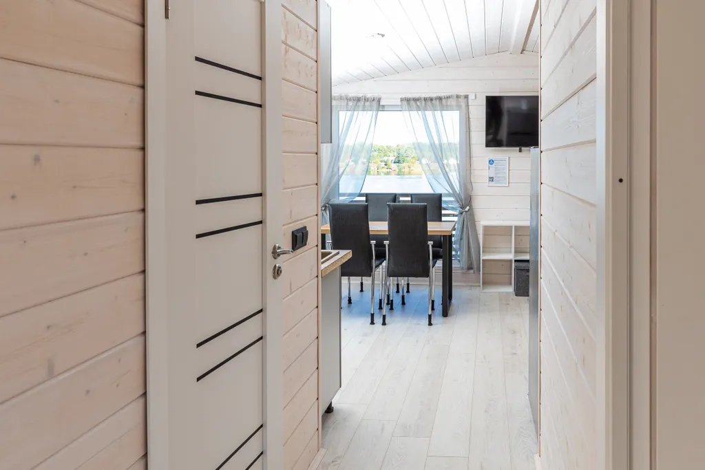 Дом на берегу реки Свирь