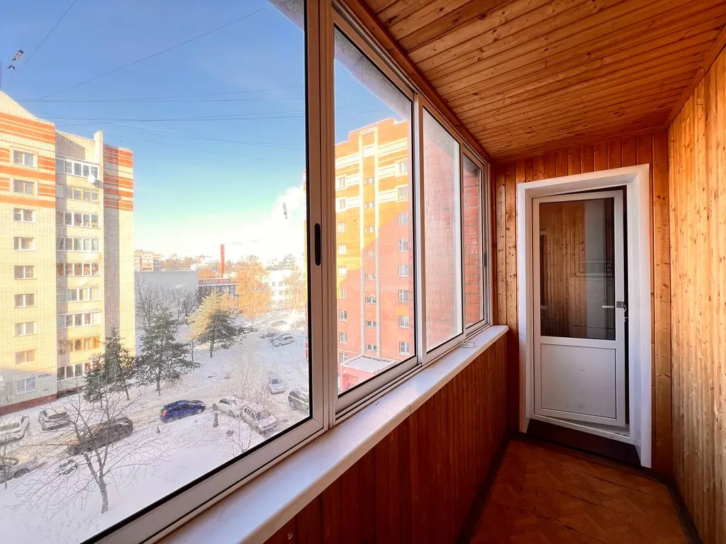 Большая трехкомнатная квартира центр