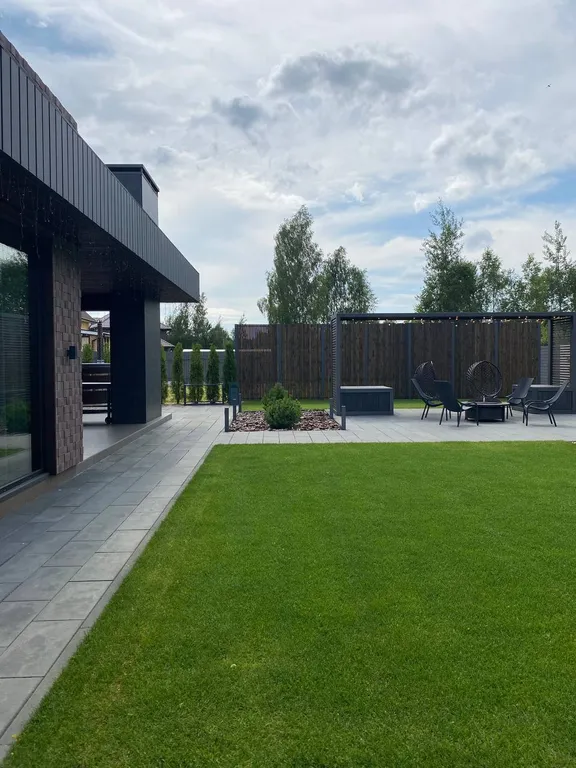 Стильный дом с чаном и сауной