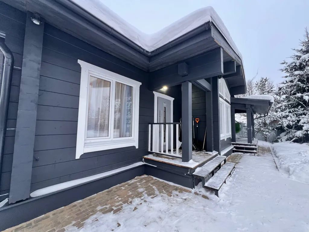 Коттедж 3-комнатный Дом — Волхов