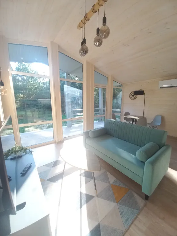 Домик-шале в лесу