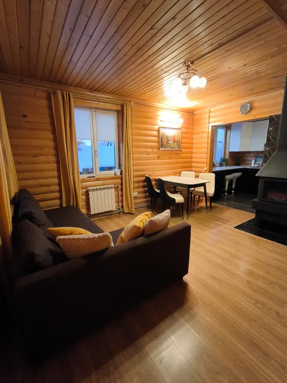 Коттедж Уютный дом с баней — Тельмана