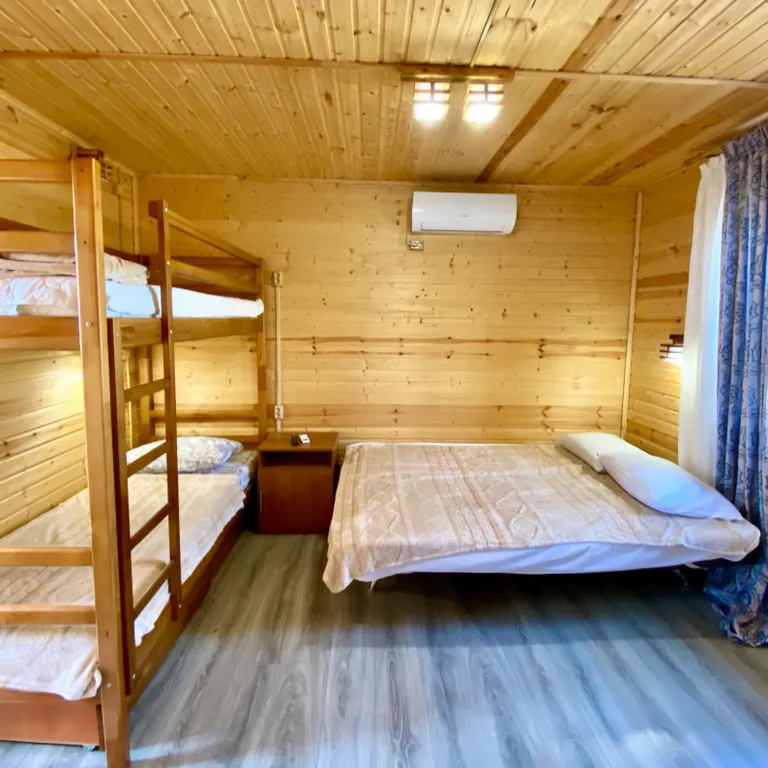 Коттедж Адмиральский домик на море — Солнечная Долина