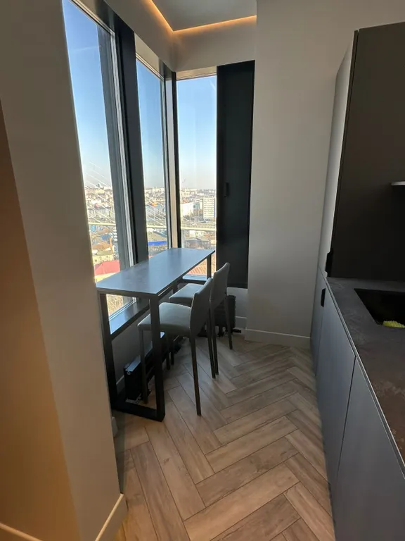 Новый панорамный апартамент с видом на море и Золотой Мост