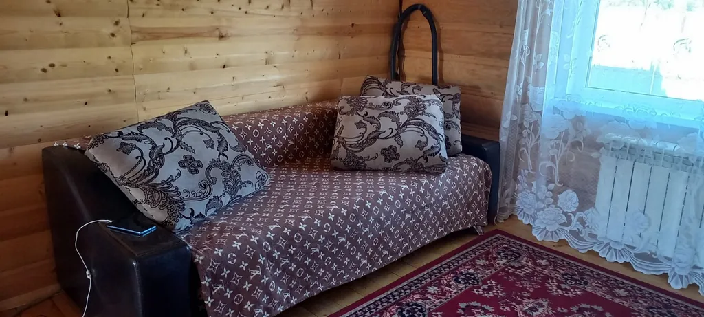 Дом из брёвен с русской баней и финской сауной 7 км от города