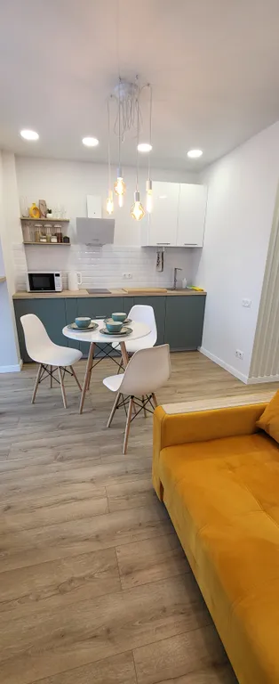 Апартаменты в самом центре рядом с вокзалом с охраняемой парковкой