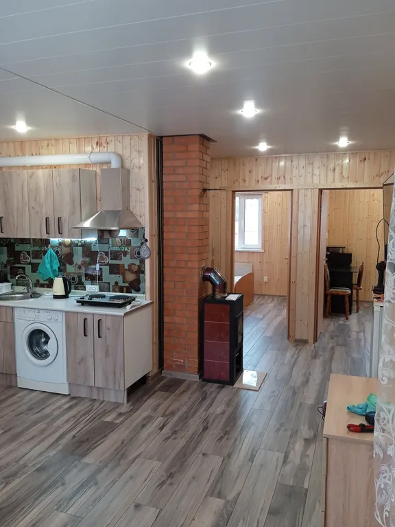 Уютный загородный дом и баня на участке 6 соток