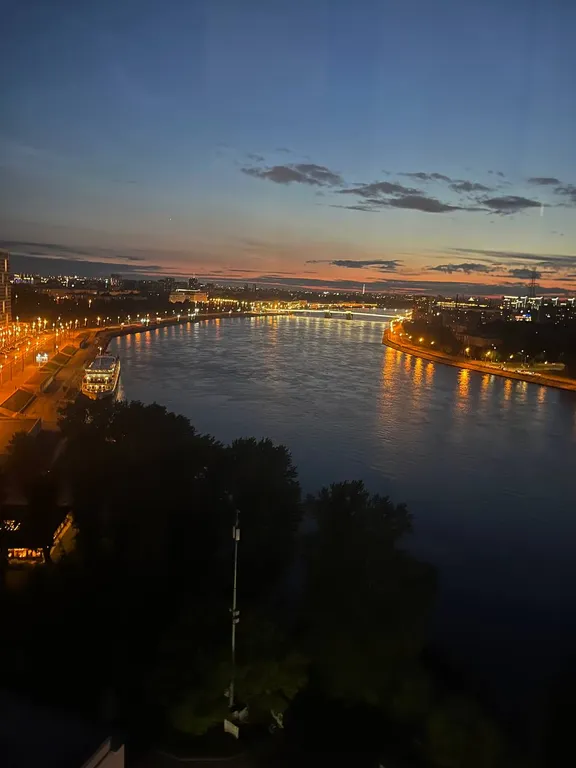 Квартира Квартира Апратаменты с видом на Неву — Санкт-Петербург