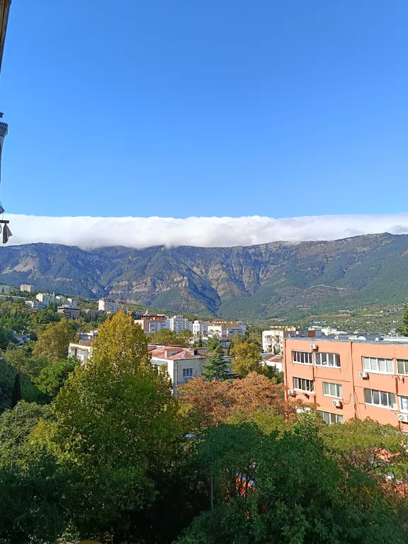 Уютная комфортная квартира с видом на горы