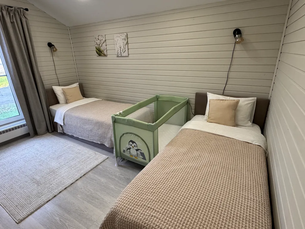 Уютный дом с верандой и чаном