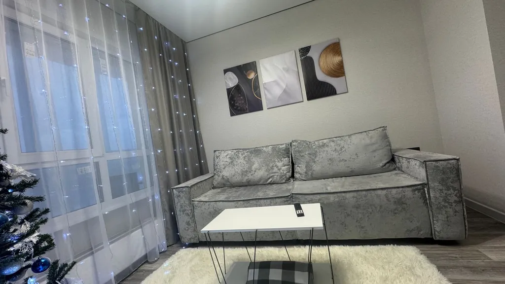 Vip евро-двушка с видом на реку