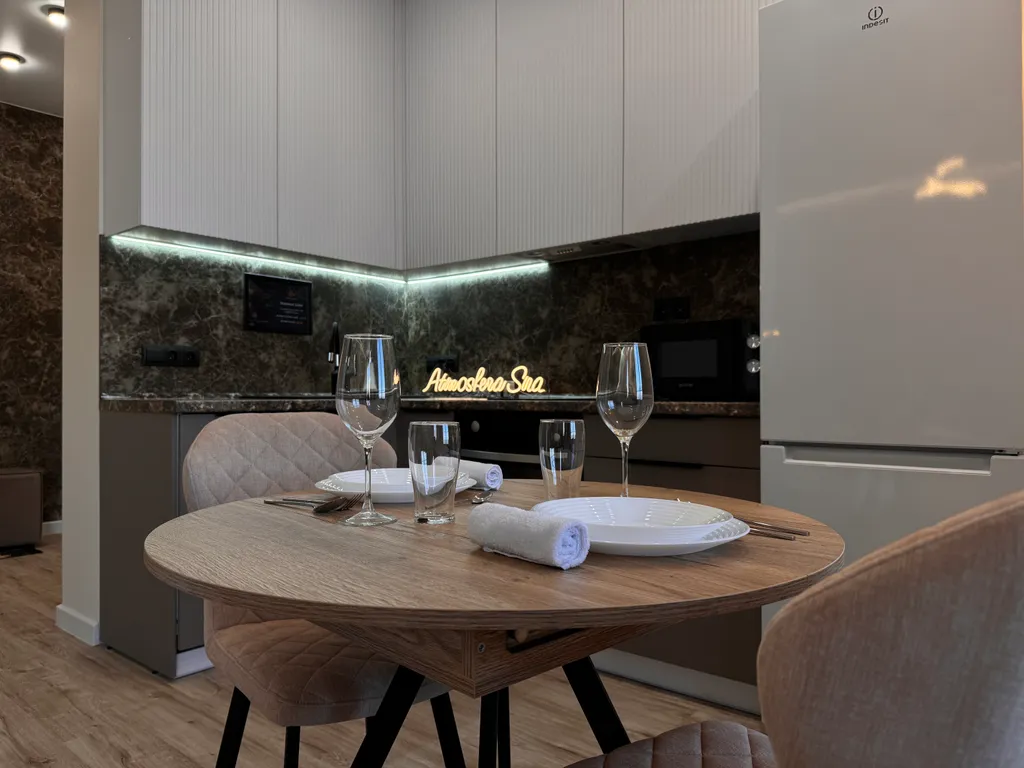 Роскошная квартира у ТРЦ Аура в новом доме