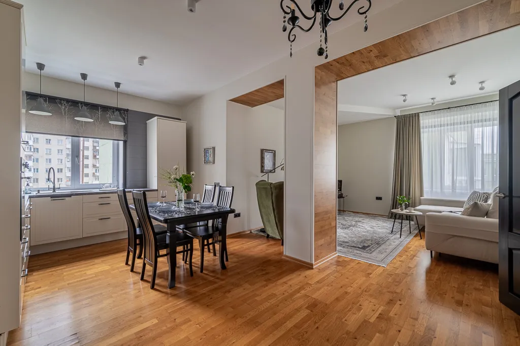 Квартира Просторная квартира бизнес-класса с винтажным интерьером в центре — Екатеринбург