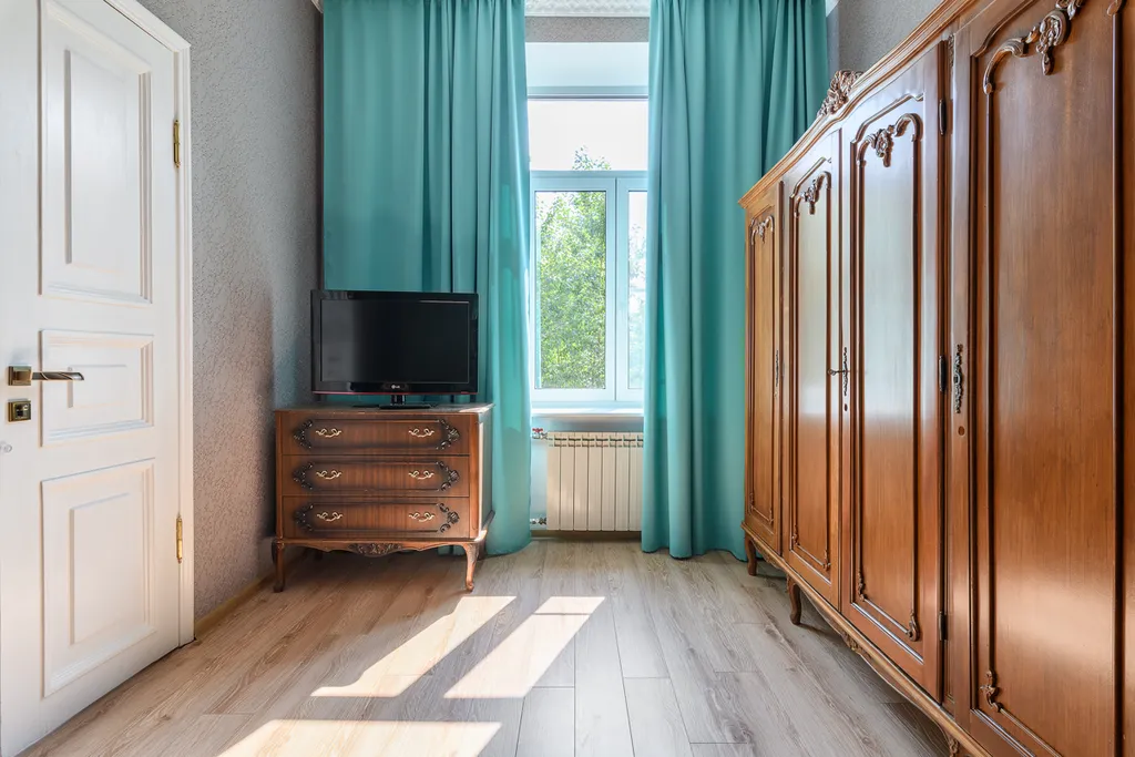 Роскошная квартира с балконом и парковкой рядом с Петропавловкой