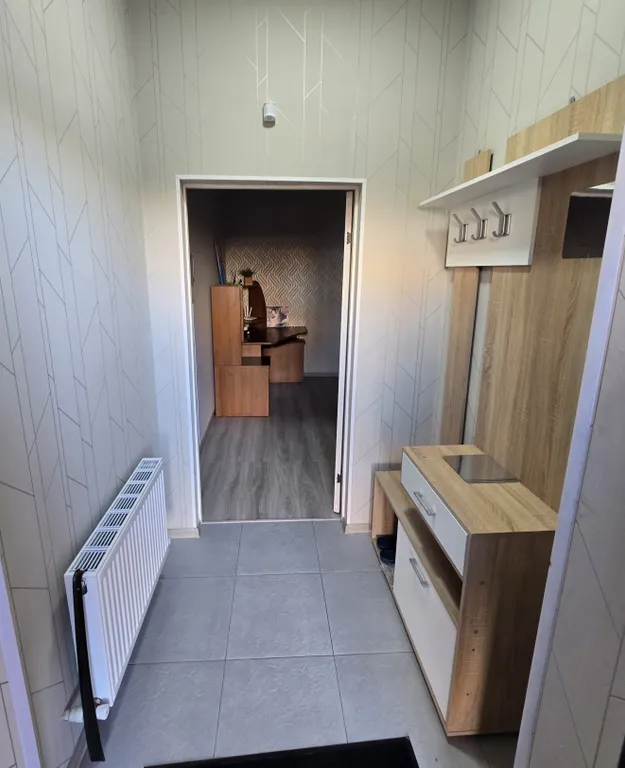 2 х комнатная Квартира с отдельным входом