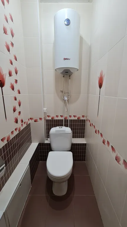 Просторная комфортабельная двухкомнатная квартира в многоэтажном доме