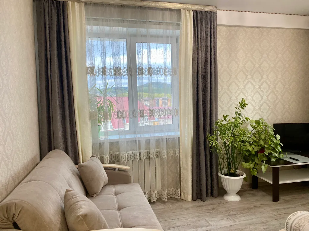 Апартамент с видом на горы